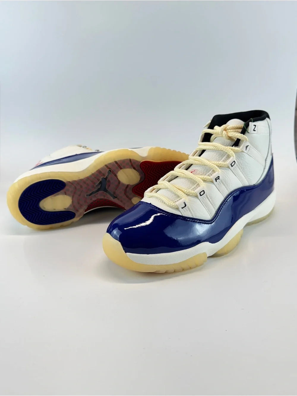 Nike Air Jordan 11 Retro Low White Royal Blue Men’s US 9.5 Brand New